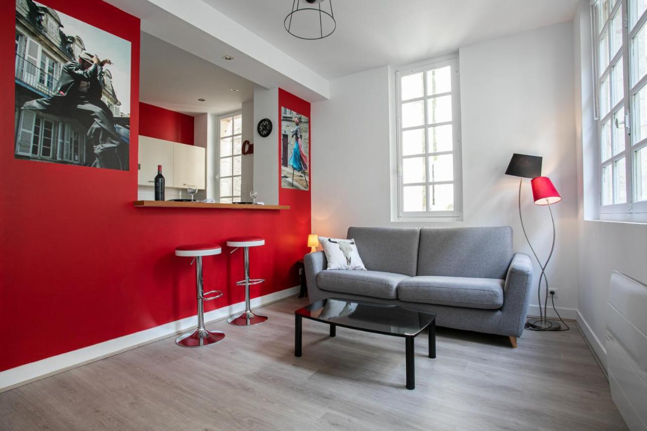 Apartamento Corps Et Graphi Périgueux Exterior foto